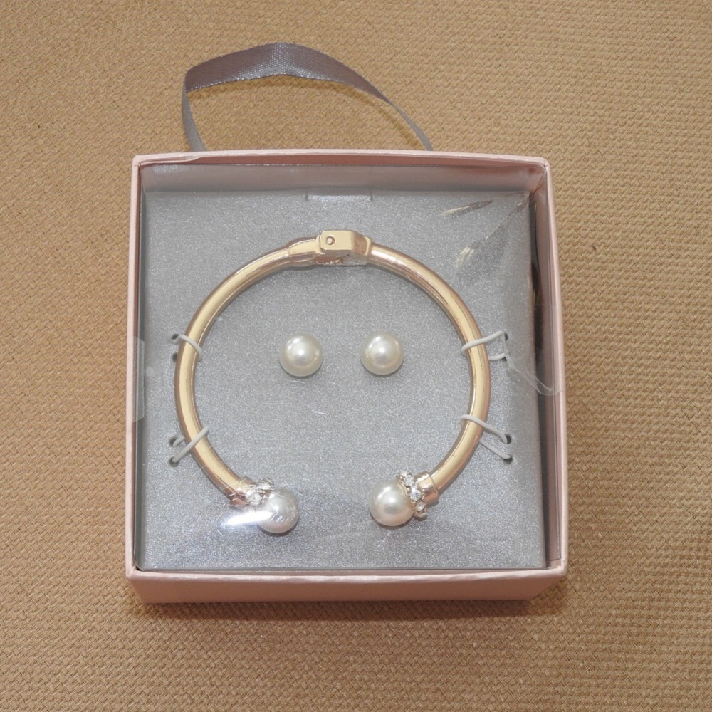 Gold, Pearl, and Crystal Bracelet and Earring Set